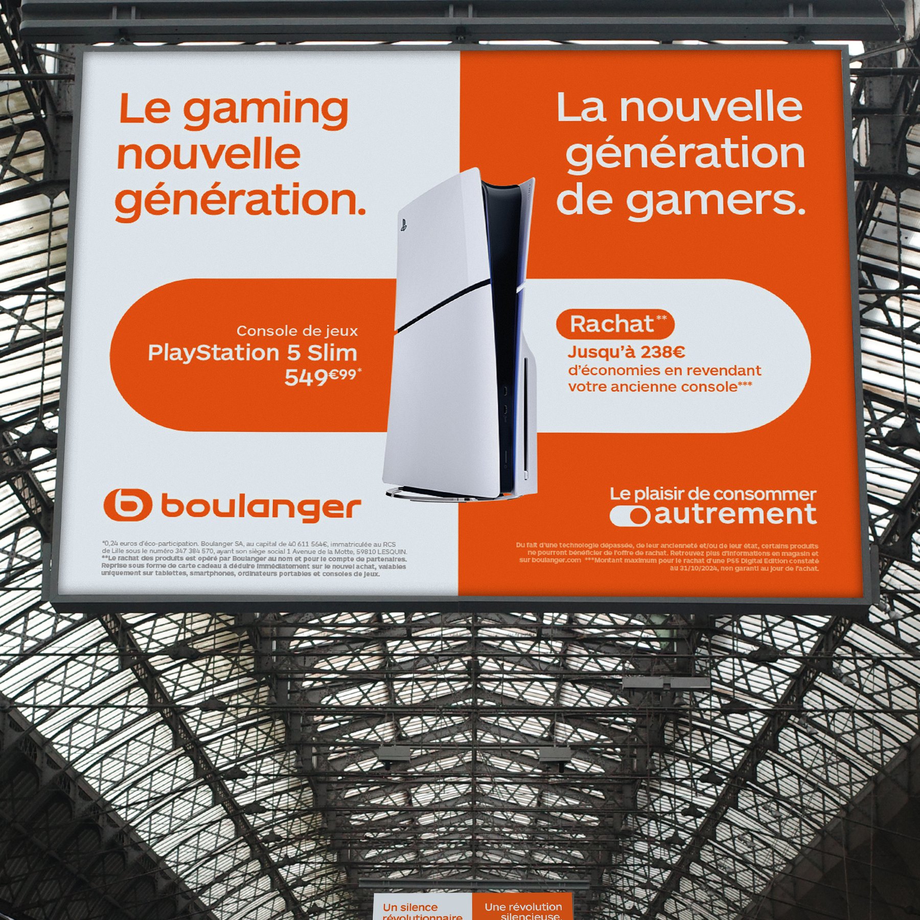 Panneau en gare « Le gaming nouvelle génération. La nouvelle génération de gamers. » : PlayStation 5 Slim et rachat